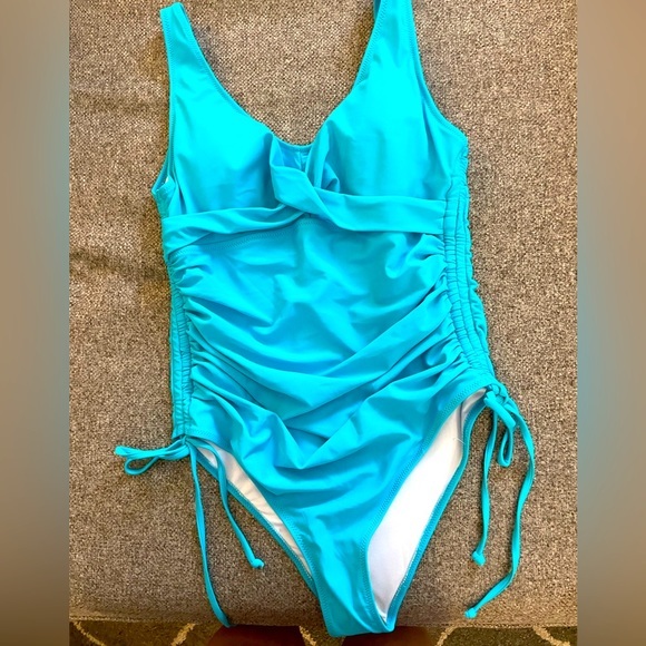 Beachsissi Twistfront side drawstring one piece‎ aqua swimsuit NWOT - Picture 3 of 8